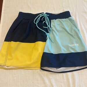 B0803 EUC Tomboy X Board Short SZ Medium see pics